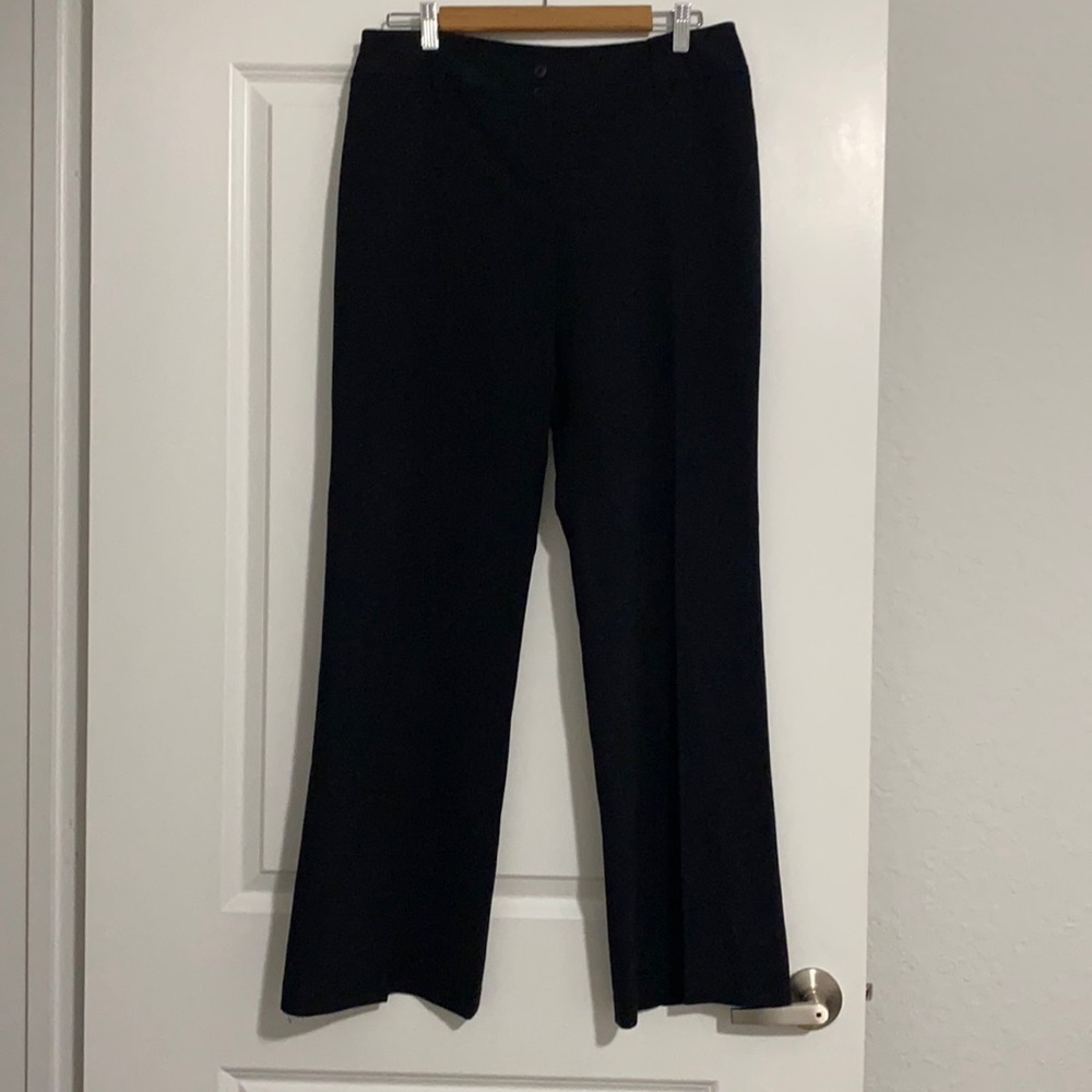 AGB Black Trousers size 6 great condition.